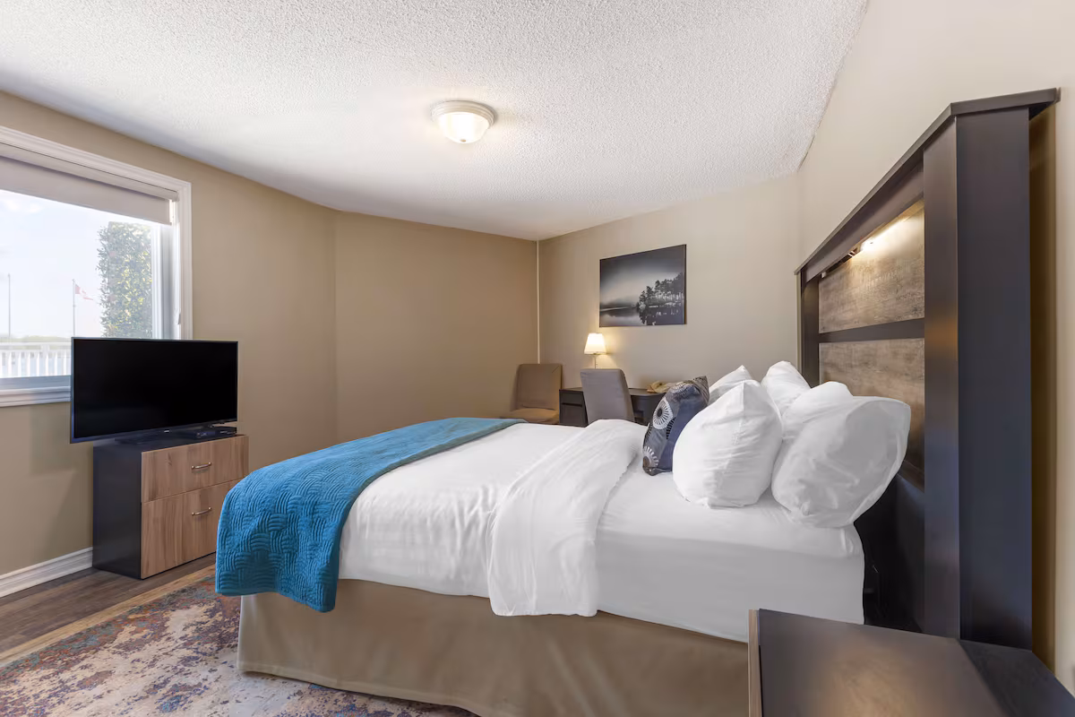 Rooms 2 Port Severn hotel rooms